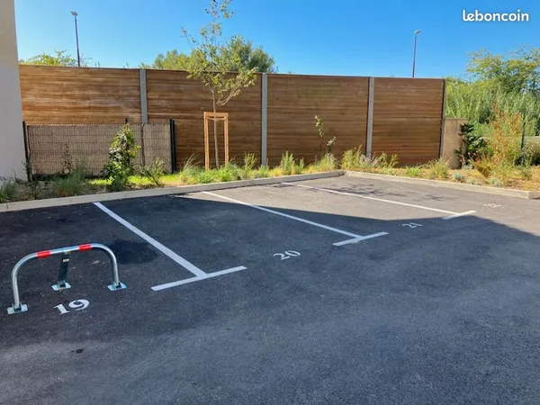 Morieres emplacement parking Verdesco