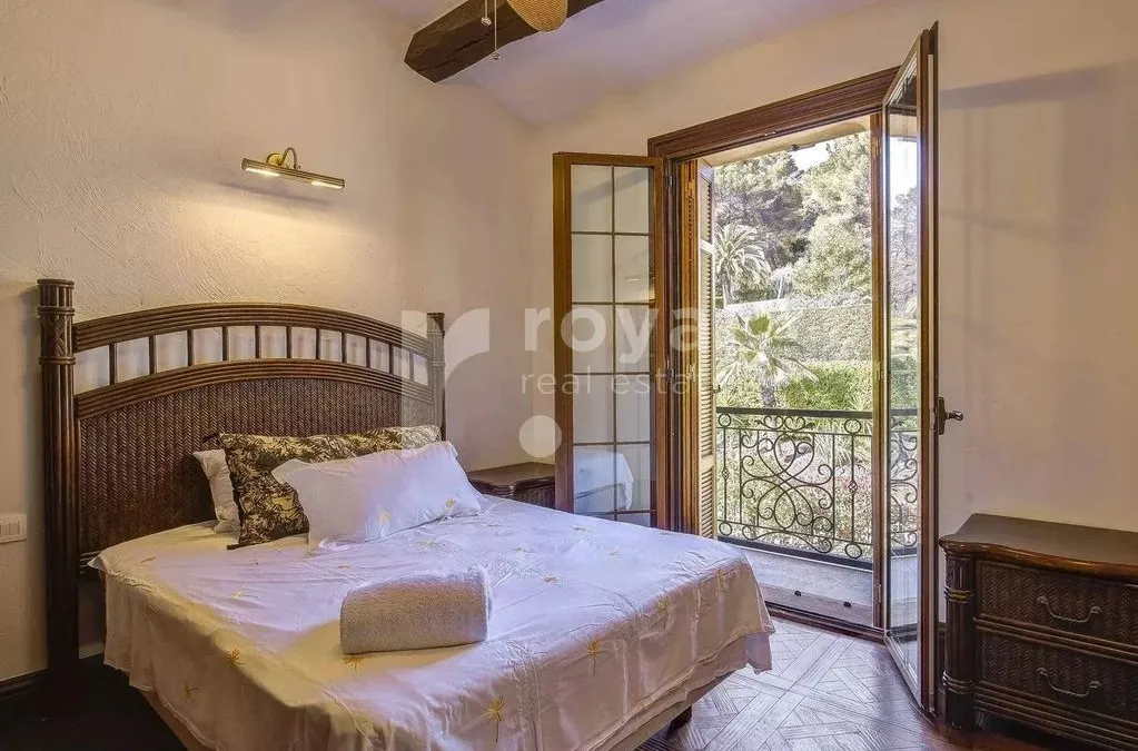 Photo 34