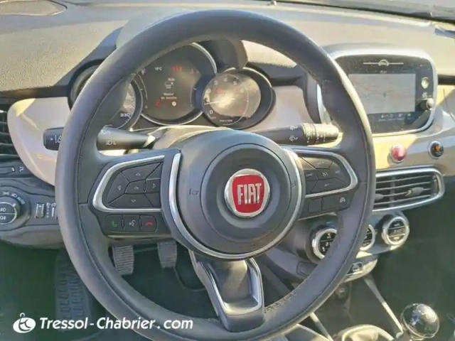 Fiat 500 x 1.0 firefly turbo t3 120 ch city cross — photo 12
