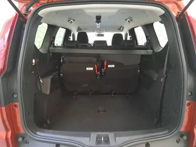 Dacia Jogger tce 110 7 places — photo 20