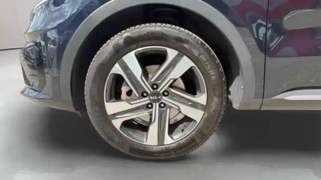 Kia Sorento 1.6 t-gdi hybride rechargeable 265 ch 5pl 4x4 bva6 — photo 9