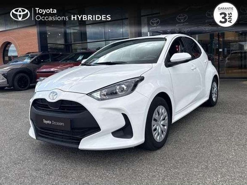 Toyota YARIS Toyota Yaris 116h Dynamic 5p MC24 — photo 1