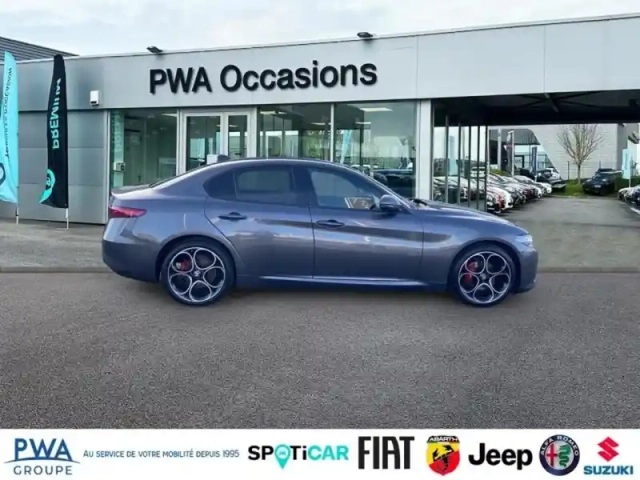 Alfa Romeo Giulia 2.0 tb 200ch sprint at8 my22 — photo 4