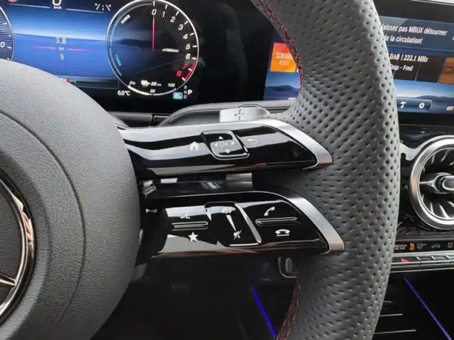 Mercedes Gla 250 e hybrid eq amg line — photo 22