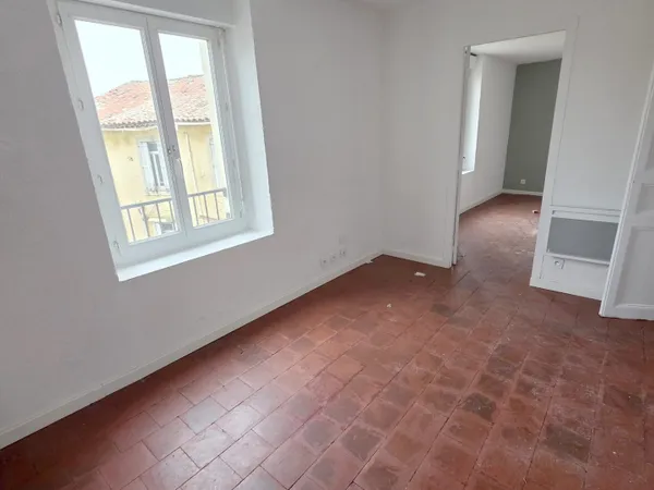 EXCLUSIVITÉ Béziers Immeuble 7 logements 268 m2 Potentiel 34 400 €/an