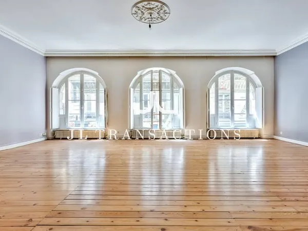 Appartement 4 pièces 191 m²