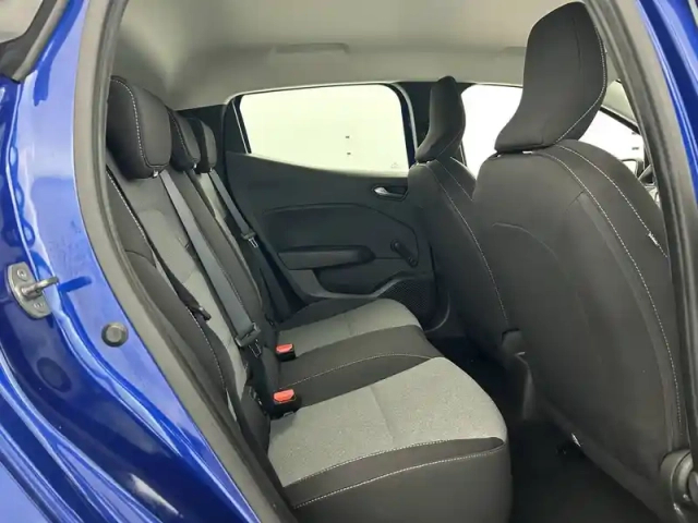 Renault Clio blue dci 100 ch gsr2 — photo 34