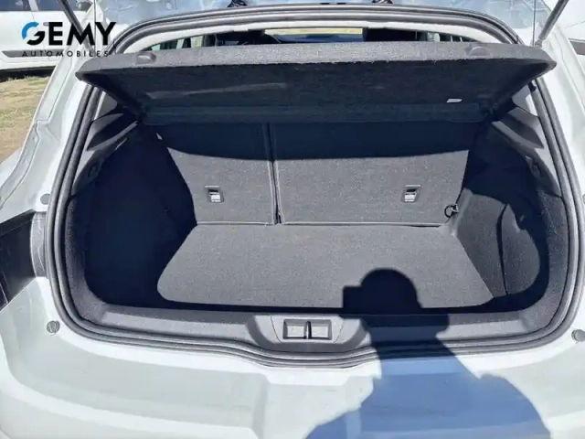Renault Megane mégane iv berline blue dci 115 edc - 20 — photo 6