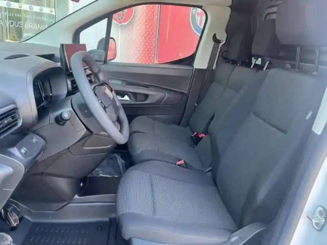 Fiat Doblo fg m diesel 100ch pack premium connect — photo 15