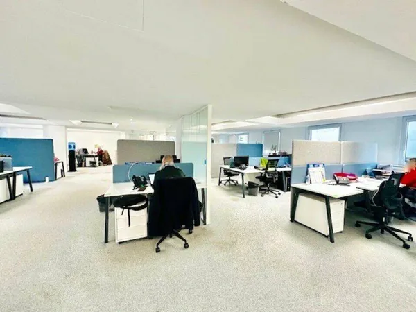 Bureaux 346 m²