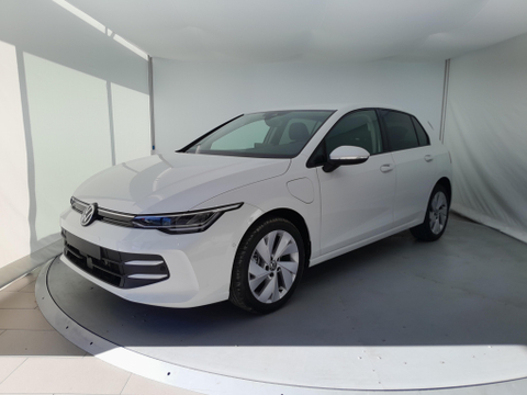 Volkswagen Golf 1.5 eHybrid 204 DSG6