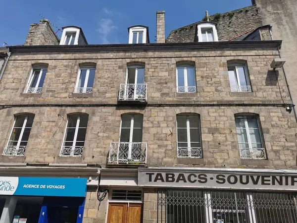 local commercial et appartement