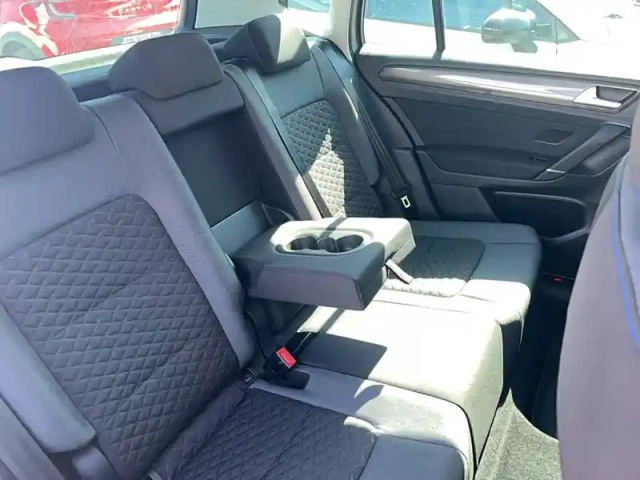 Volkswagen Golf Sportsvan 1.0 tsi 115 bvm6 — photo 9