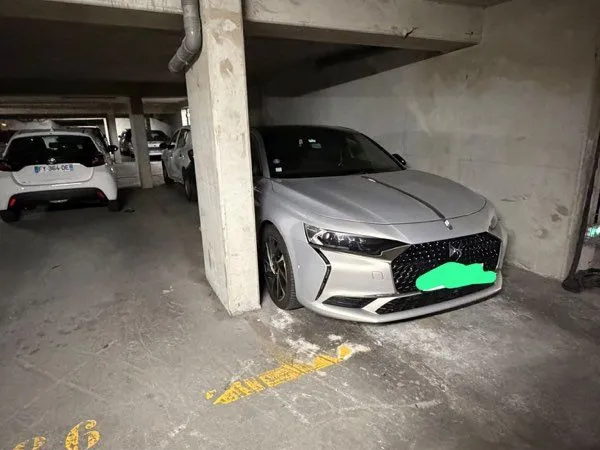 Place parking garage