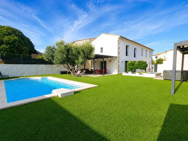 Maison 6 pièces 200 m²