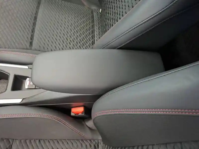 Renault Clio tce 115 ch — photo 24