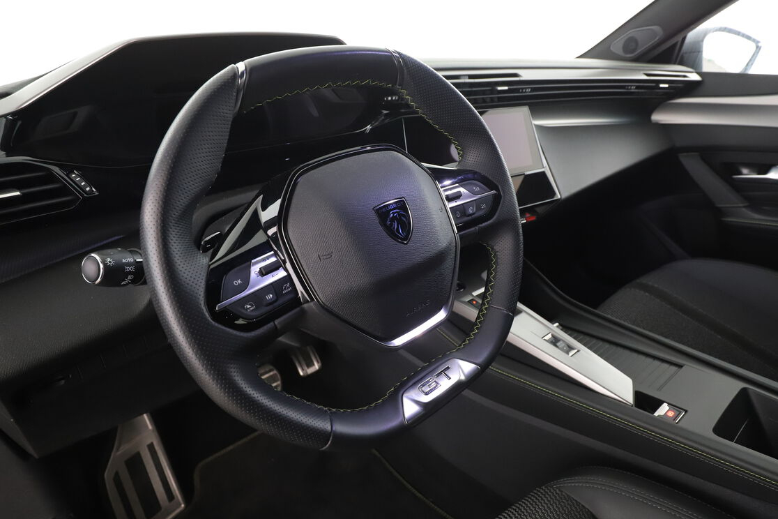 Peugeot 308 1.5 Blue-HDi GT EAT8 — photo 10