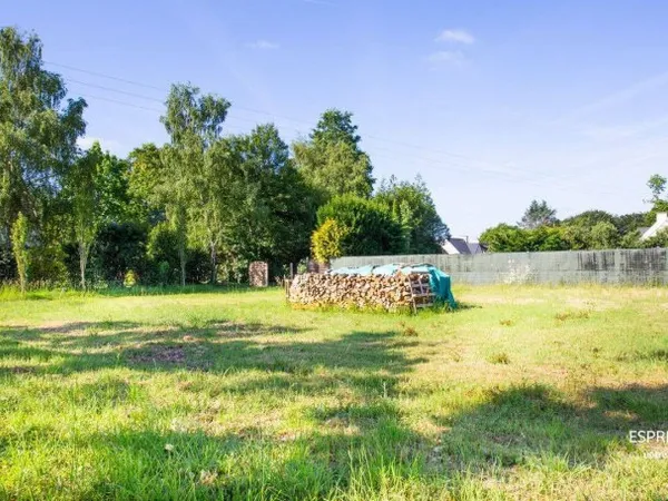 Terrain constructible 1200 m²