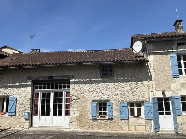 Vue imprenable sur la campagne! Charmante maison en pierre avec gîte et grange