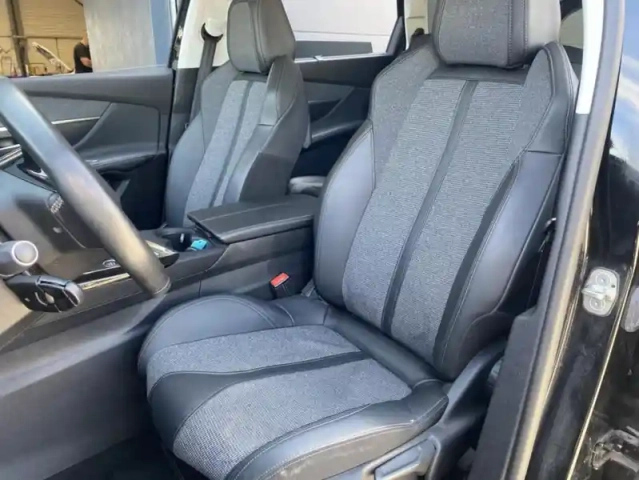 Peugeot 5008 ii puretech 130 s&amp;s allure business — photo 30