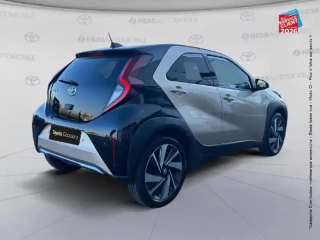 Toyota Aygo x 1.0 vvt-i 72ch collection s-cvt my23 — photo 6