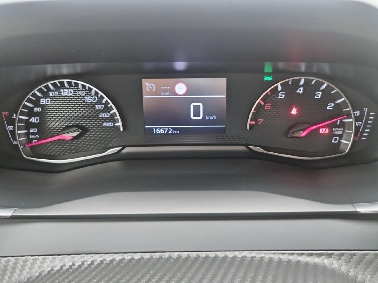 Peugeot 2008 100 s&s bvm6 style — photo 23