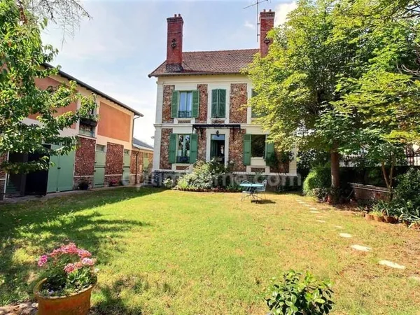 Maison 7 pièces 192 m²