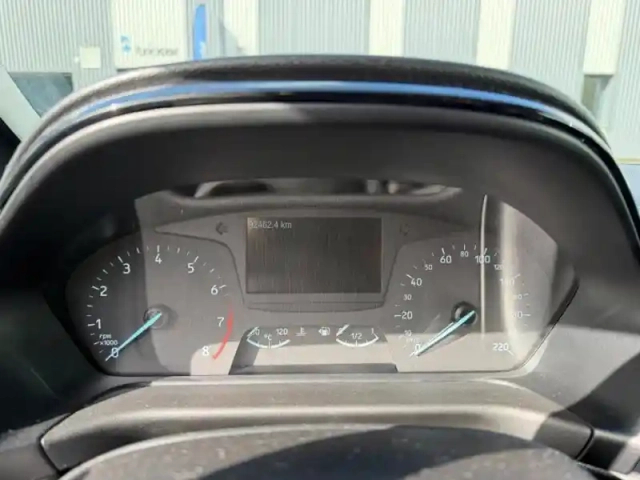 Ford Fiesta 1.1 85ch cool &amp; connect 3p + radars de recul — photo 12