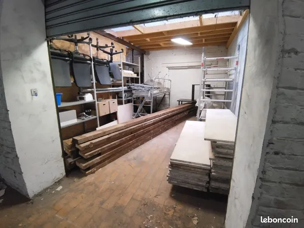 Local d’activité et entrepôt Location Tourcoing 1p 30m² 400€