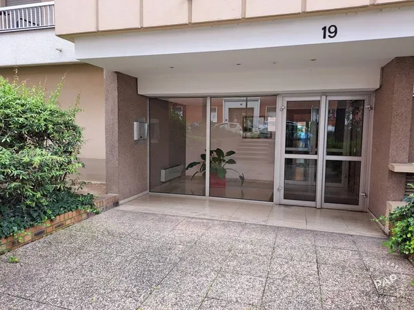 Studio 1 pièce 24 m²