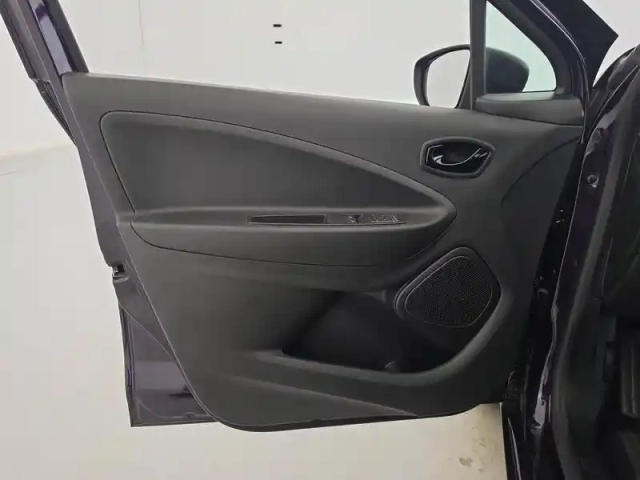 Renault Zoé zoe r110 - 22b — photo 39