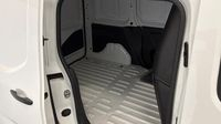 Peugeot Partner Standard 1000kg BlueHDi 100ch S&S BVM5 Grip — photo 13