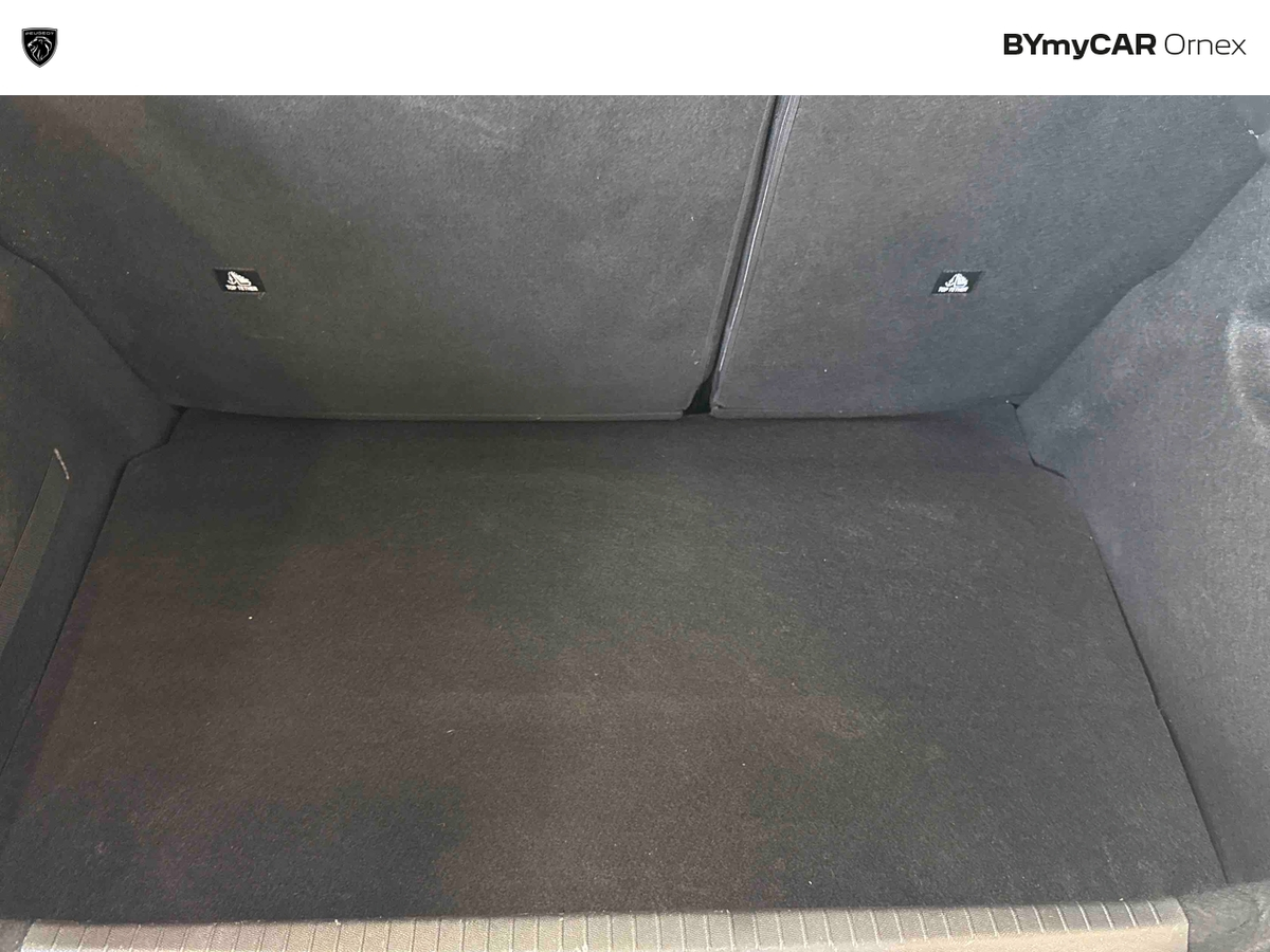 Peugeot 208 BlueHDi 100 S&amp;S BVM6 — photo 12