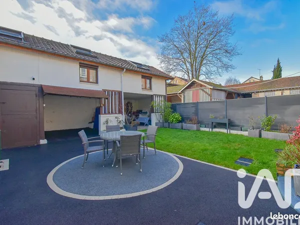 Maison 9 pièces 143 m²