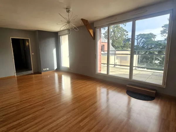 Appartement 4 pièces 84 m²