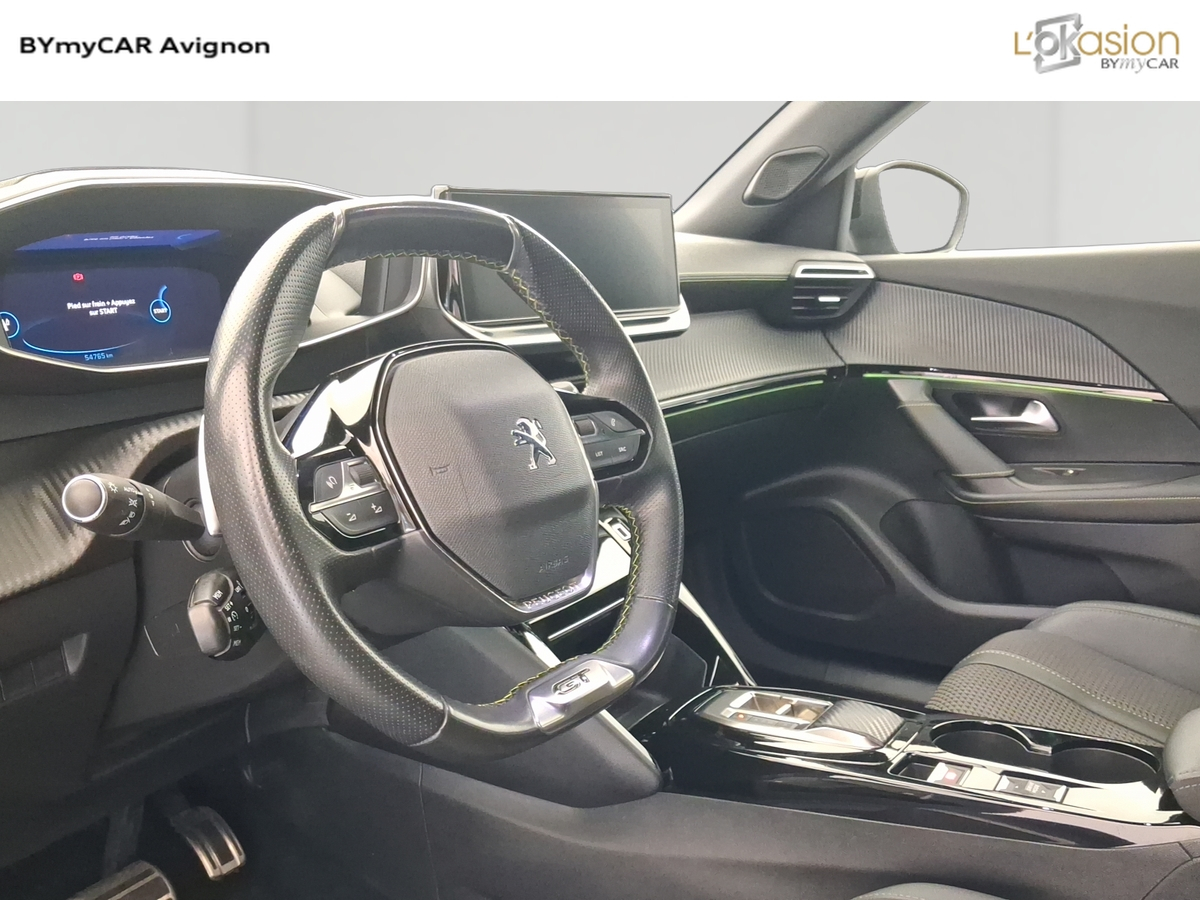 Peugeot 2008 PureTech 130 S&amp;S EAT8 — photo 22