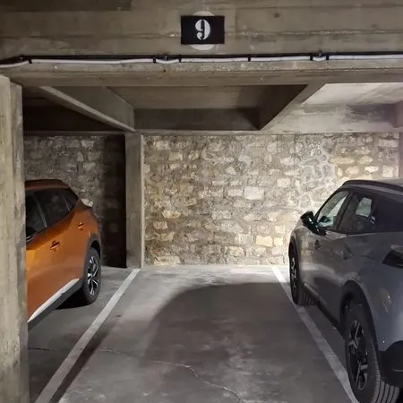 Parking PARIS 9