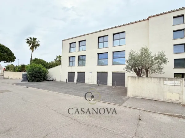 Bâtiment 14 pièces 800 m²