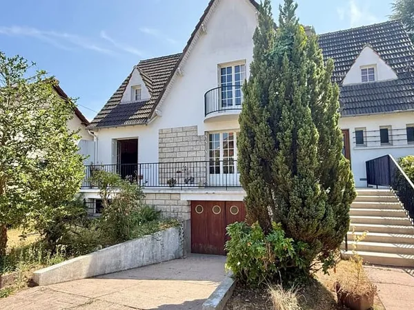 Maison 8 pièces 147 m²