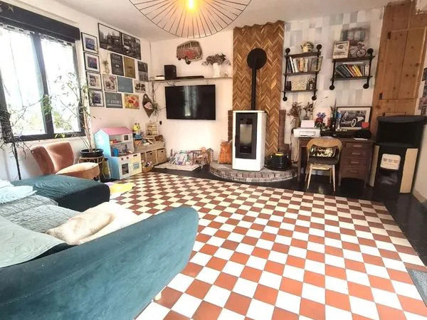 Maison individuelle longère pleine campagne
