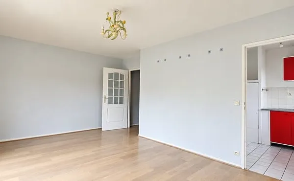 Evreux Centre ville Appartement de type F2 de 47 m2 avec Bal