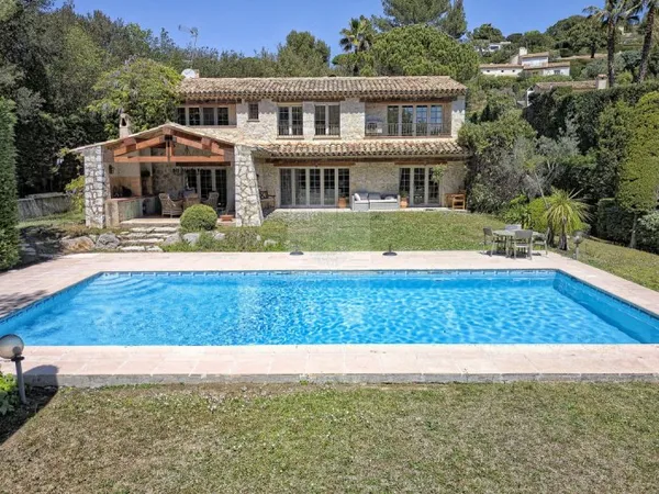 Superbe Mas en pierre - 234m2 - La Colle sur Loup