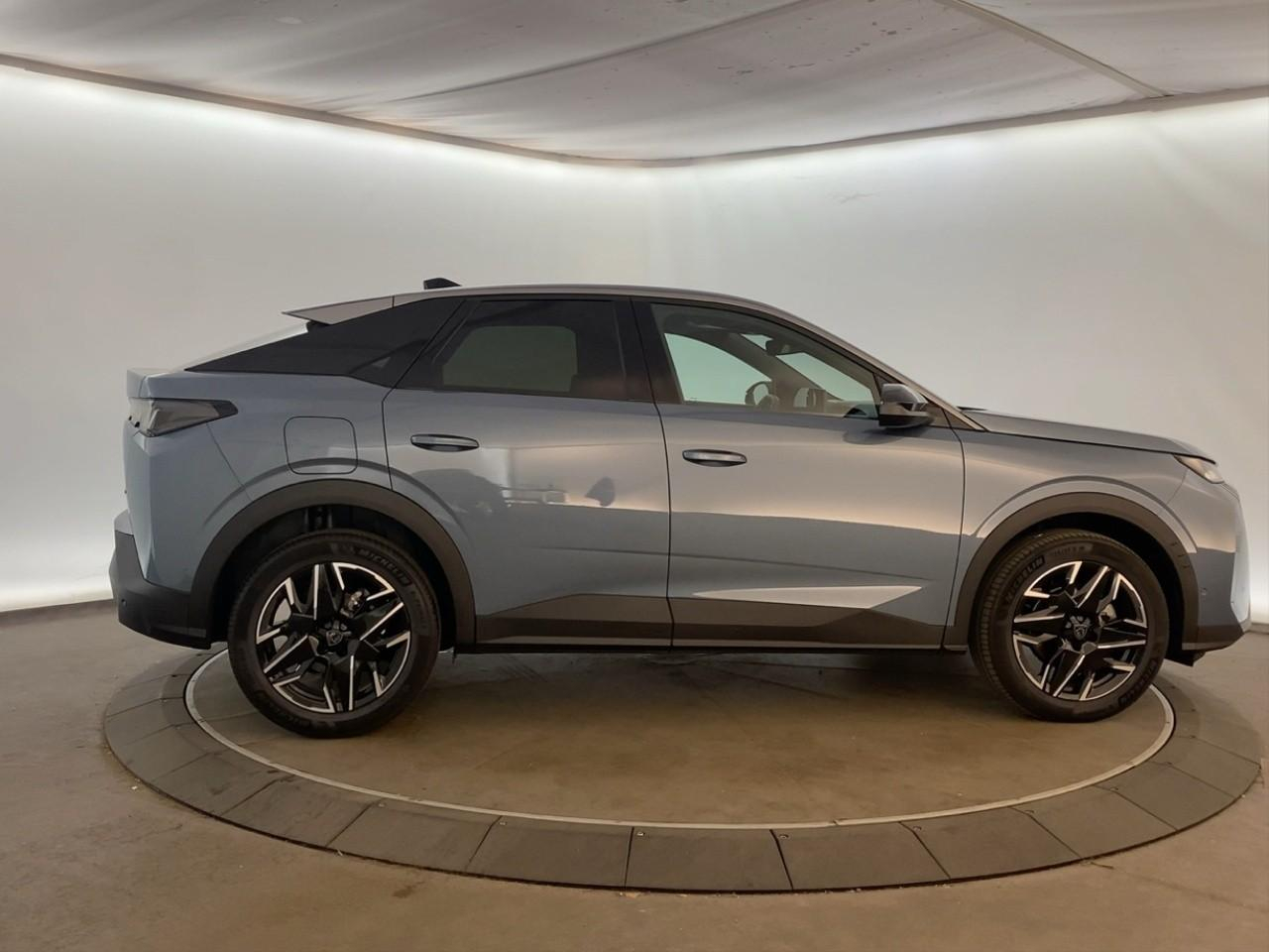 Peugeot 3008 hybrid 145 e-dcs6 allure — photo 4