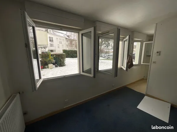 Location studio t1 bis - Nantes / Saint joseph de Porterie