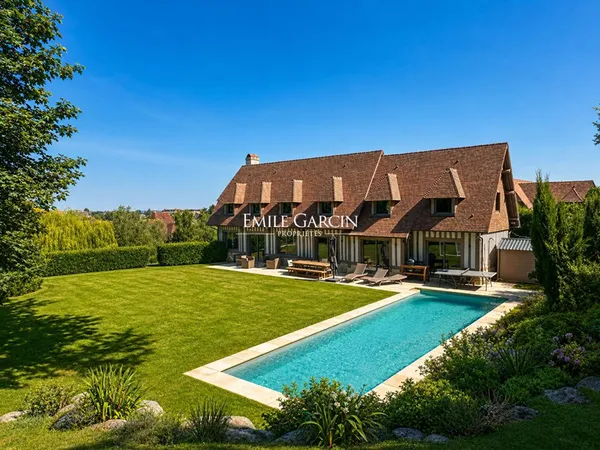 Jolie maison Normande avec piscine à louer à Deauville