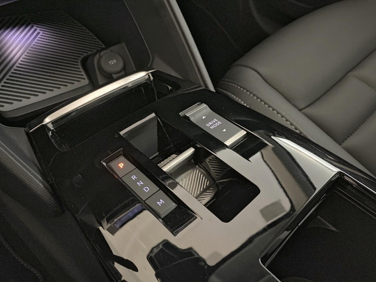 Citroën C4 hybride 136 e-dcs6 max — photo 18
