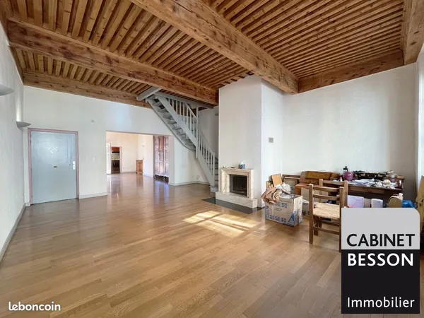 Duplex 6 pièces 146 m²