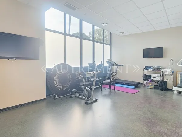 Immeuble 15 pièces 430 m²