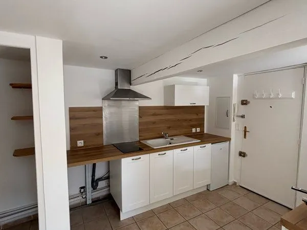 Location appartement Eyguières