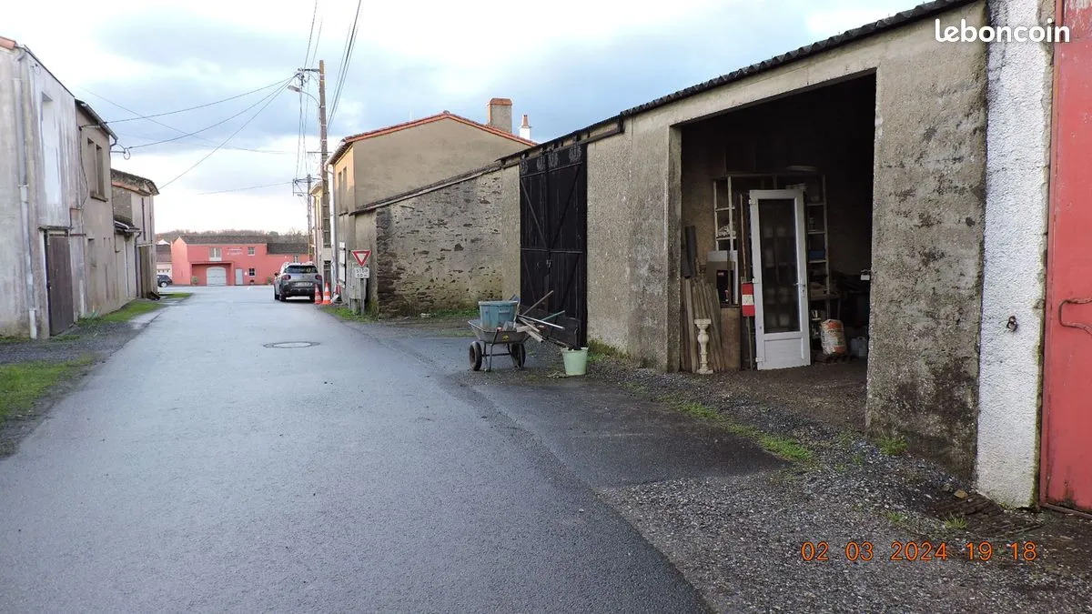 Photo 2